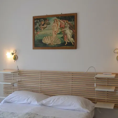 Hella's House Apartmán Positano